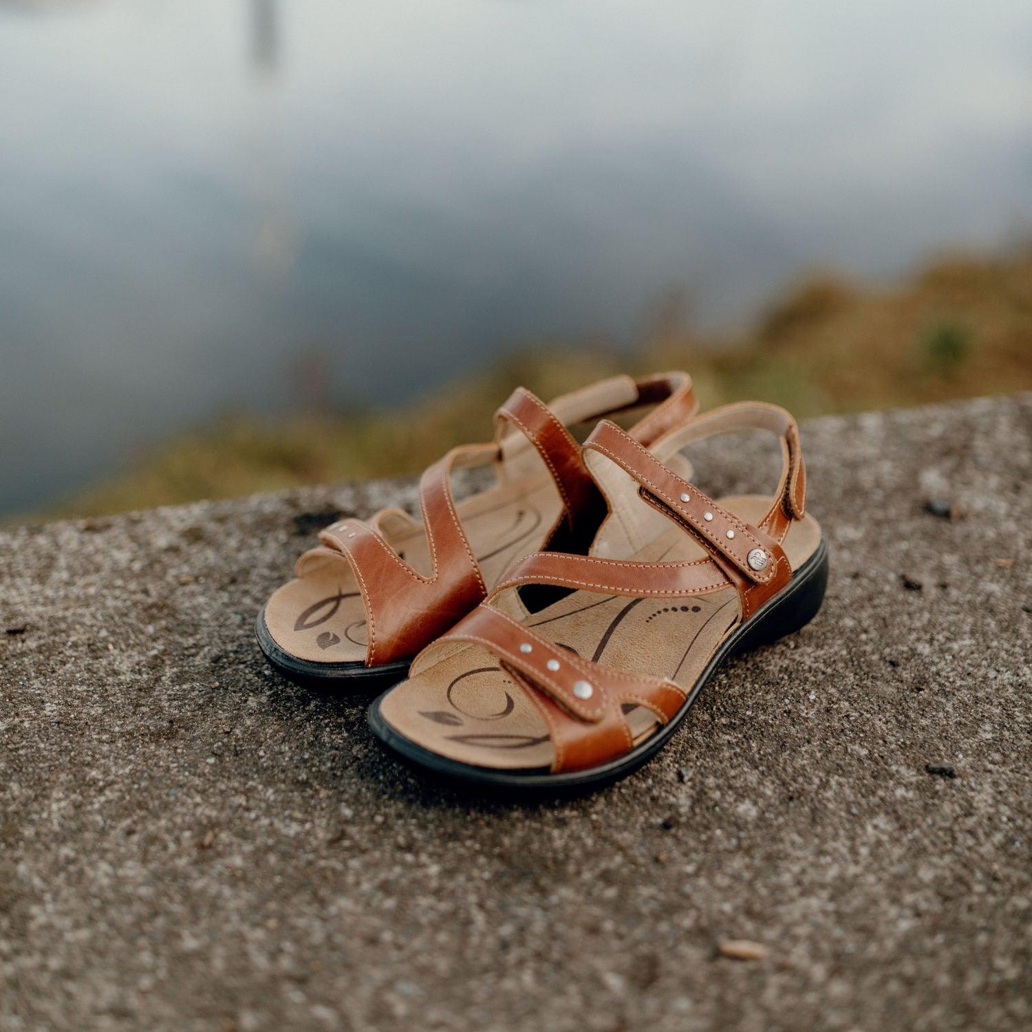 Size Mens US 11-11.5 / EU 44 Leather Shop Birkenstock Sandals, Clogs, In-Store and Online